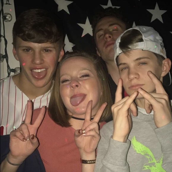 Profile Picture of Brady Klecan (@klecan12) on Poshmark