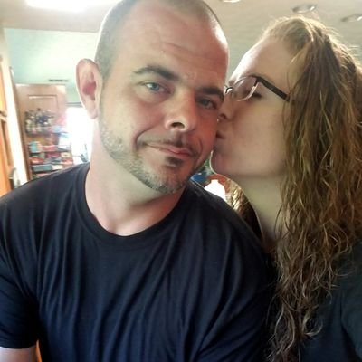 Profile Picture of Chey&justin (@IvyReign3) on Twitter