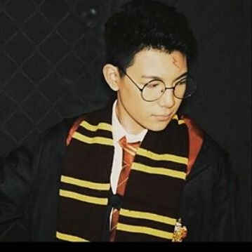 Profile Picture of Darvine Esleon (@keith_lavine) on Twitter