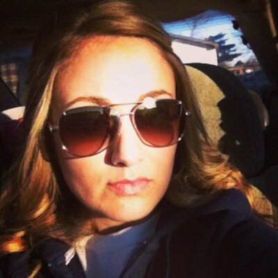 Profile Picture of Lindsay Popp (@ZZpopp83) on Twitter