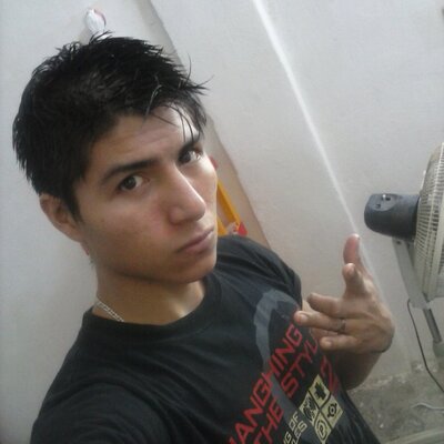 Profile Picture of Nick Mack Hellen (@nick_kenchy) on Twitter