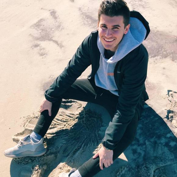 Profile Picture of Marc Gamboa (@harshpatel4063) on Poshmark