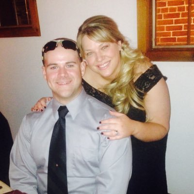 Profile Picture of Ashley Robins (@_AshleyRobins) on Twitter