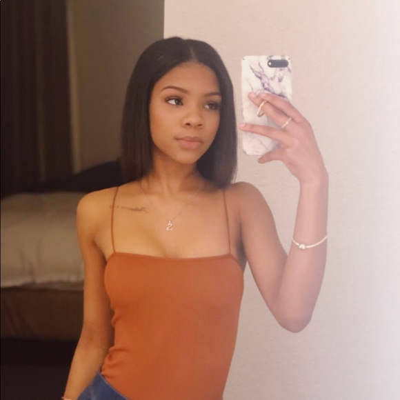 Profile Picture of Shae Dunston (@chrishaexo) on Poshmark