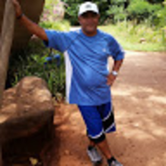 Profile Picture of Lotoa Nagaseu (@lnagaseu) on Poshmark