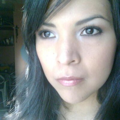 Profile Picture of Evelyn Cobos (@EveCobos21) on Twitter