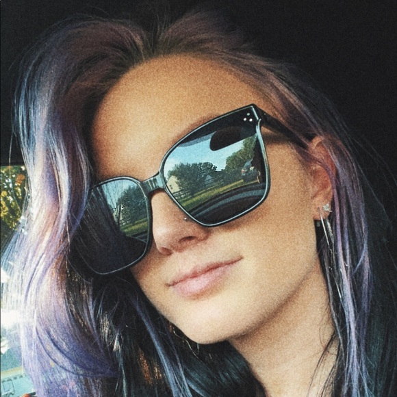 Profile Picture of Katelyn Owen (@katelynowen136) on Poshmark