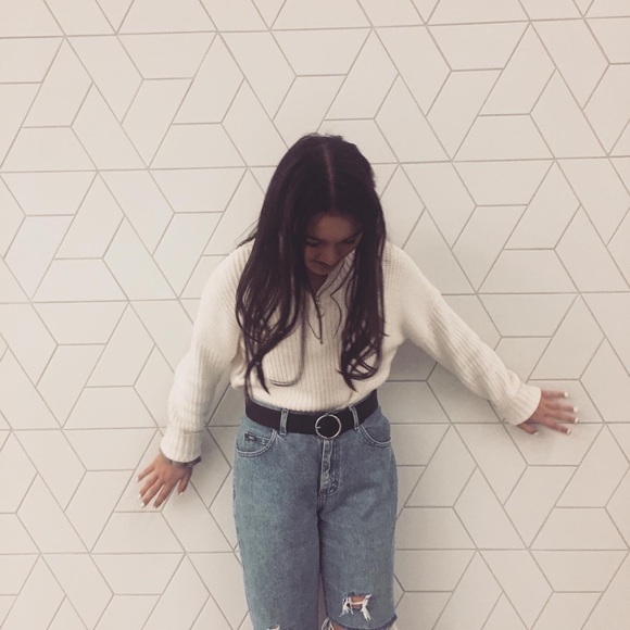 Profile Picture of Carly Pace (@carly_pace) on Poshmark