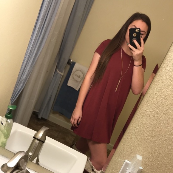 Profile Picture of Abi Causer (@abibug) on Poshmark