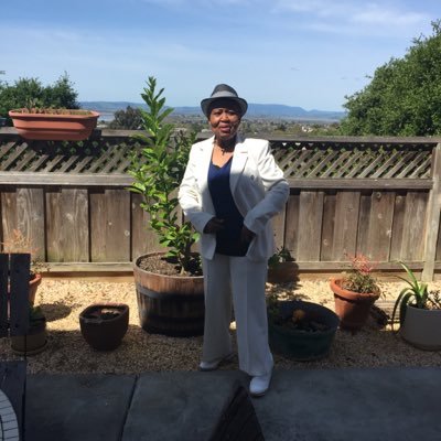 Profile Photo of Brenda Crawford (@greatimagine) on Twitter