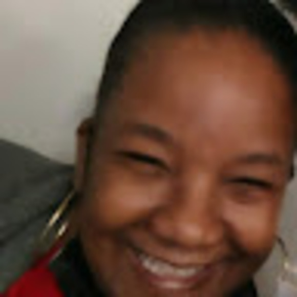 Profile Picture of Wanda Howell (@babywanda48) on Poshmark