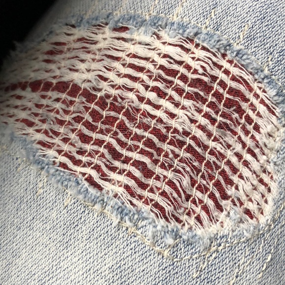 Profile Picture of Kyle Burger (@kyleburger23) on Poshmark