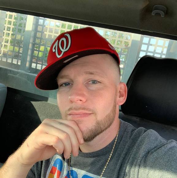 Profile Picture of Tommy Wright (@trobinson8397) on Poshmark