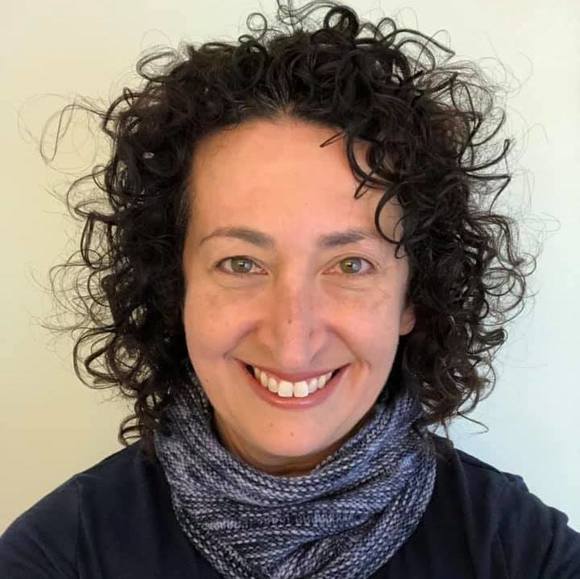 Profile Picture of Amy Wallerstein (@avivaleah) on Poshmark