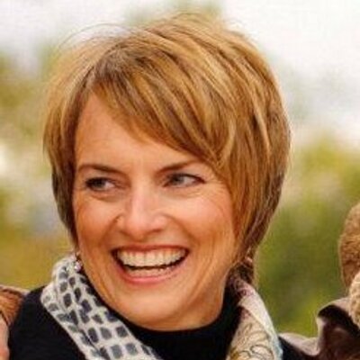Profile Picture of Lori  Killian (@feathersforhome) on Twitter