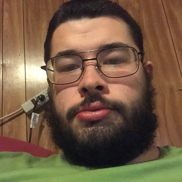 Profile Picture of Mike Lilly (@mike_lilly) on Poshmark