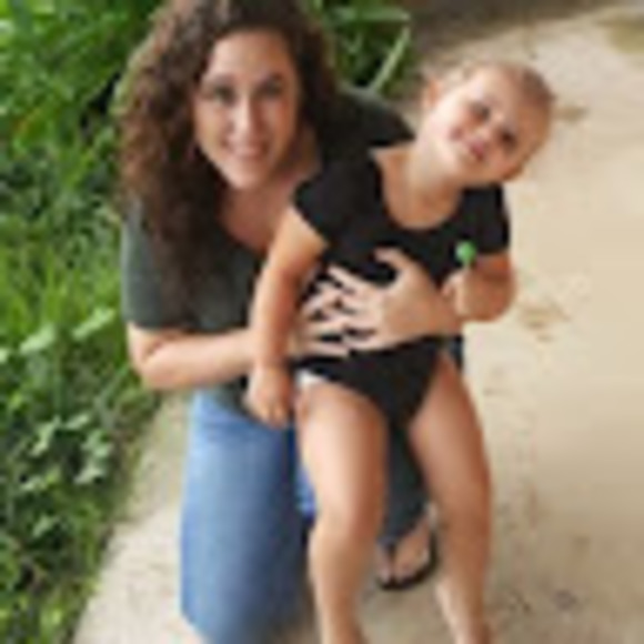 Kayla Flye - Poshmark Profile Picture of Kayla Flye (@kaylaflye11) on Poshmark