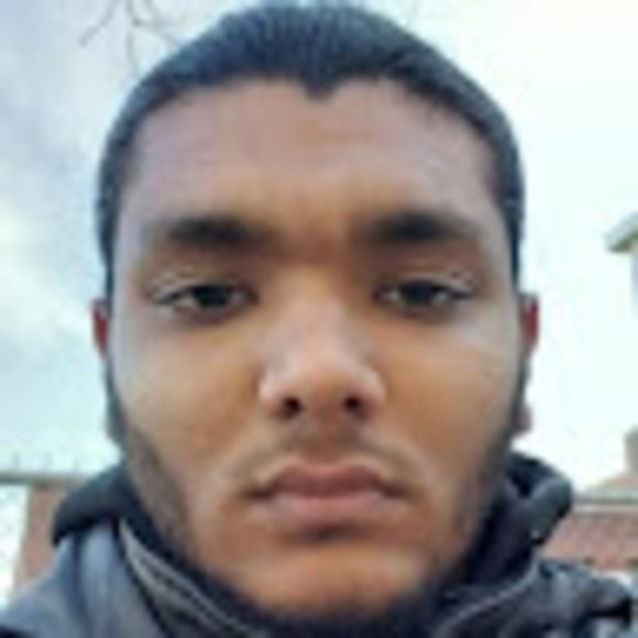 Profile Picture of Shuayb Bacchus (@shuaybbacchus) on Poshmark