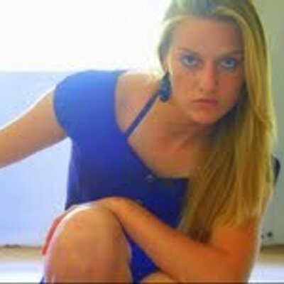 Profile Picture of Glória Wille (@olhosblues) on Twitter