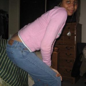 Profile Picture of Niki Hall (@magazines4everyone) on Myspace