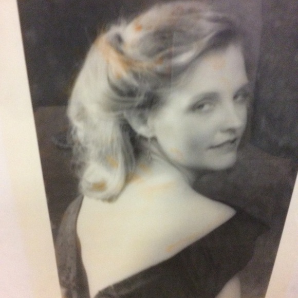 Profile Picture of Eason Eason (@leeanneeason) on Poshmark