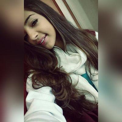 Profile Picture of Ana Julia Hahn (@anajuliafh8) on Twitter