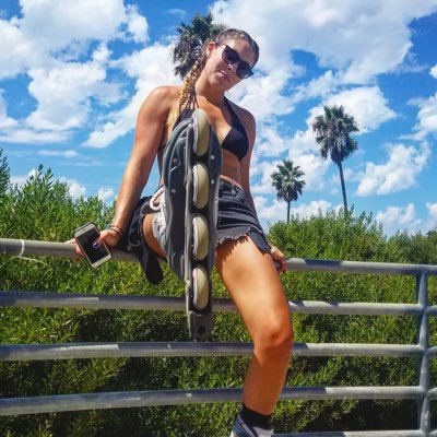 Profile Picture of Hannah Hicks (@hannahnhicks) on Twitter