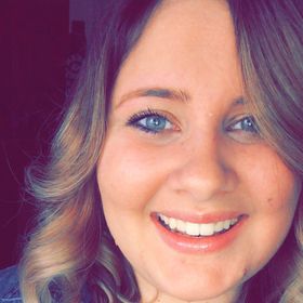 Profile Picture of Danielle Hammersley (@DHammer12) on Pinterest