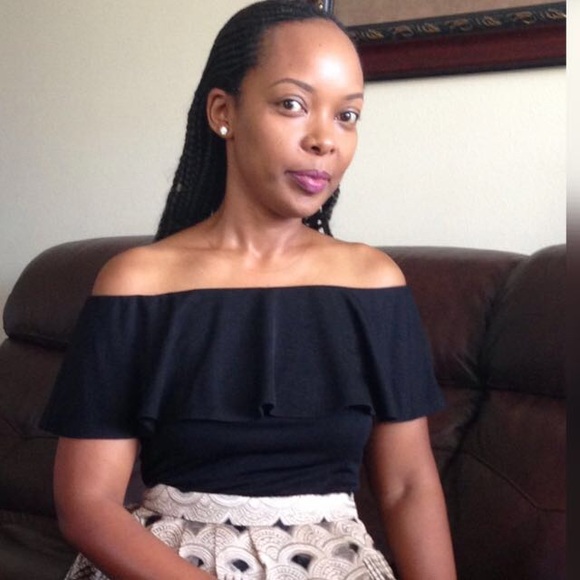 Profile Picture of Flo Rutaganda (@kayleen06) on Poshmark