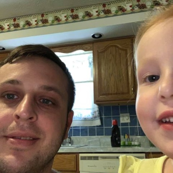 Joe Henson - Poshmark Profile Picture of Joe Henson (@henj2oe) on Poshmark