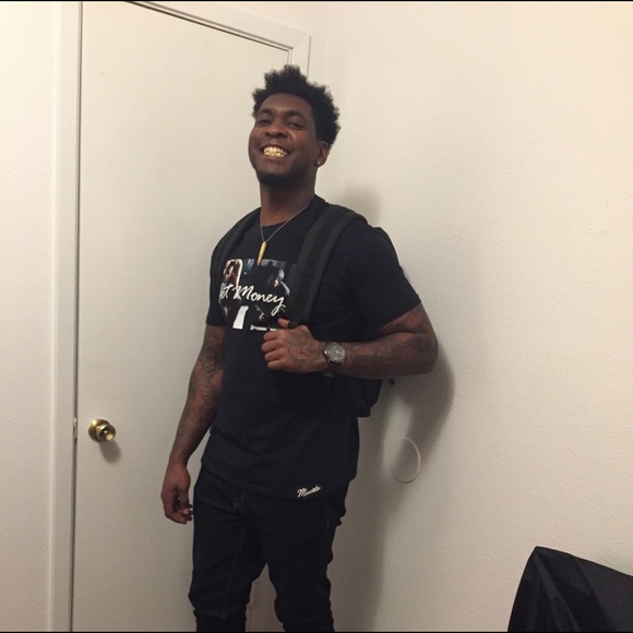Profile Picture of Christon Richard (@chrisrichard13) on Poshmark