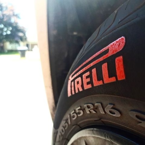 Profile Picture of Bennett Arbon (@bennettarbon) on Poshmark