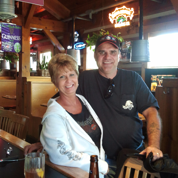 Profile Picture of Roxanne Walls (@rrwalls22) on Poshmark