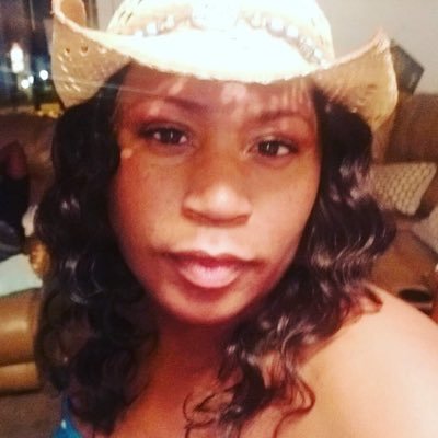 Profile Picture of Alicia Benjamin (@aliciab73519701) on Twitter