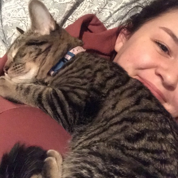 Profile Picture of Juliann Burgess (@burgessju5) on Poshmark