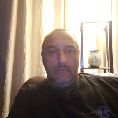 Profile Picture of Paul D. Badyna (@badyna_d) on Twitter