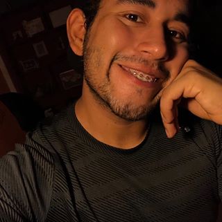 Profile Picture of Ale Valles (@alexis.gv.944) on Facebook