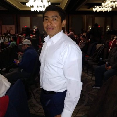 Profile Picture of Jose Luis Toledo (@Chicagofamhm) on Twitter