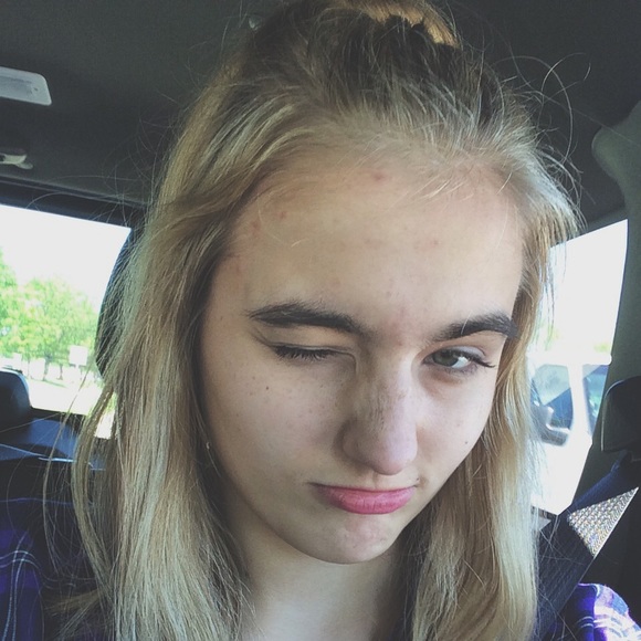 Profile Picture of Hailey Jurasek (@haileyjay13) on Poshmark