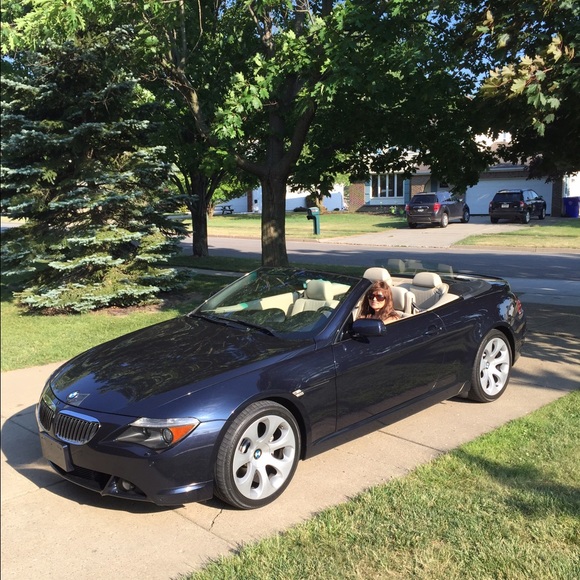 Profile Picture of Elizabeth Parol (@startina) on Poshmark