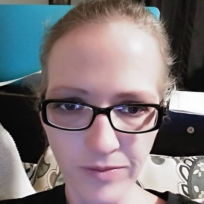 Profile Picture of Cassandra Beer (@MrsBeer) on Twitter