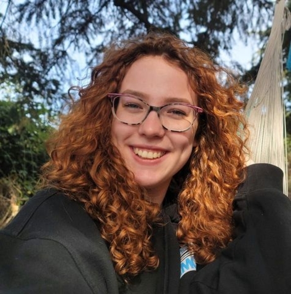 Profile Picture of Lyla Placko (@lylacakes) on Poshmark