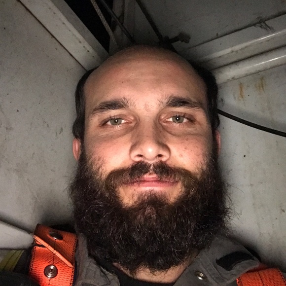Profile Picture of Keith Erickson (@ericksonk85) on Poshmark