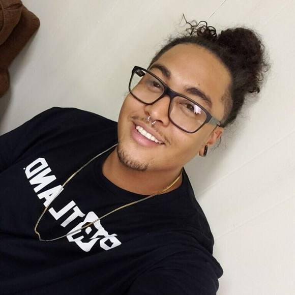 Profile Picture of Michael Desoto (@deshaun_08) on Poshmark