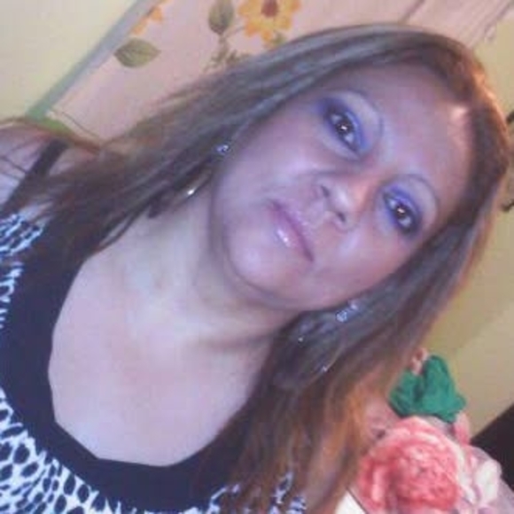 Profile Picture of Rosario Lugo (@rosario2868) on Poshmark