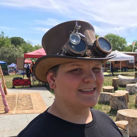 Profile Picture of Ian Marron (@ianmarron) on Poshmark