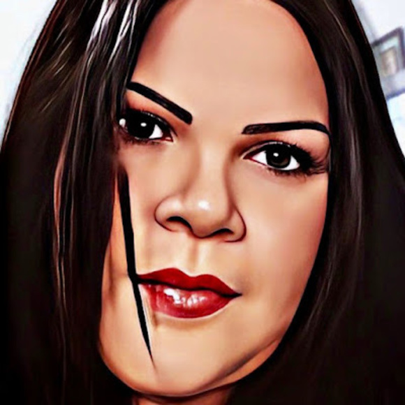 Profile Picture of Viviana Cordero (@vcorderoperez) on Poshmark