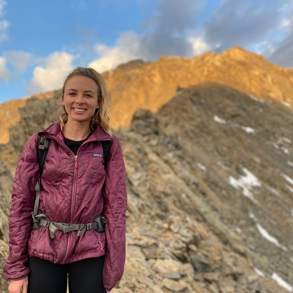 Profile Picture of Grace Pfluger (@gracefloog) on Poshmark