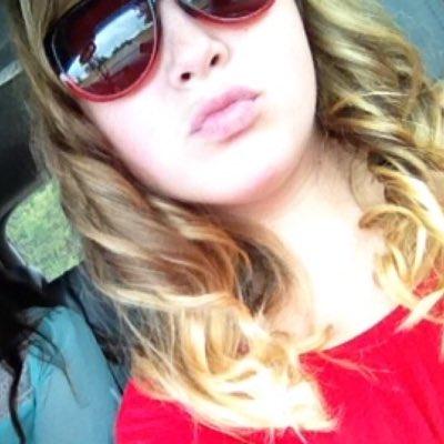 Profile Picture of Savannah Faulkner (@sfaulkner823) on Twitter