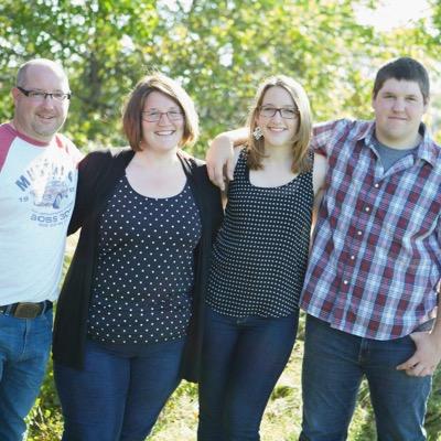 Profile Picture of Allison Findlay (@findlayallie) on Twitter